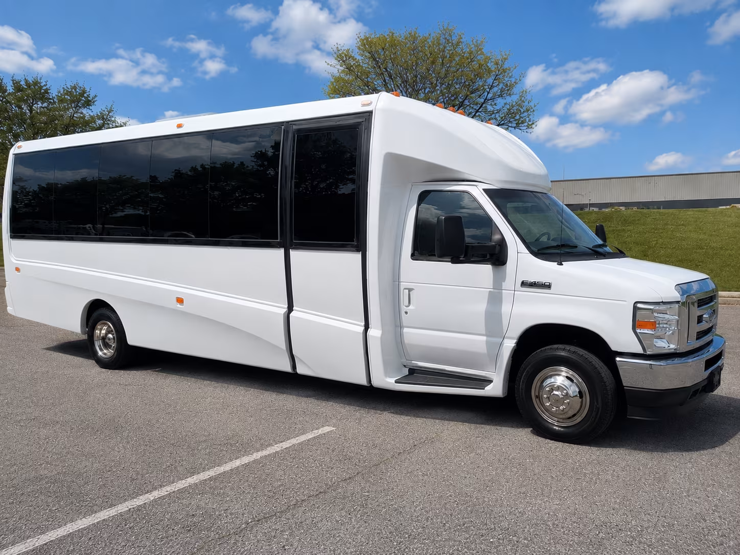Oxnard Airport Shuttle & Transportation party bus exterior