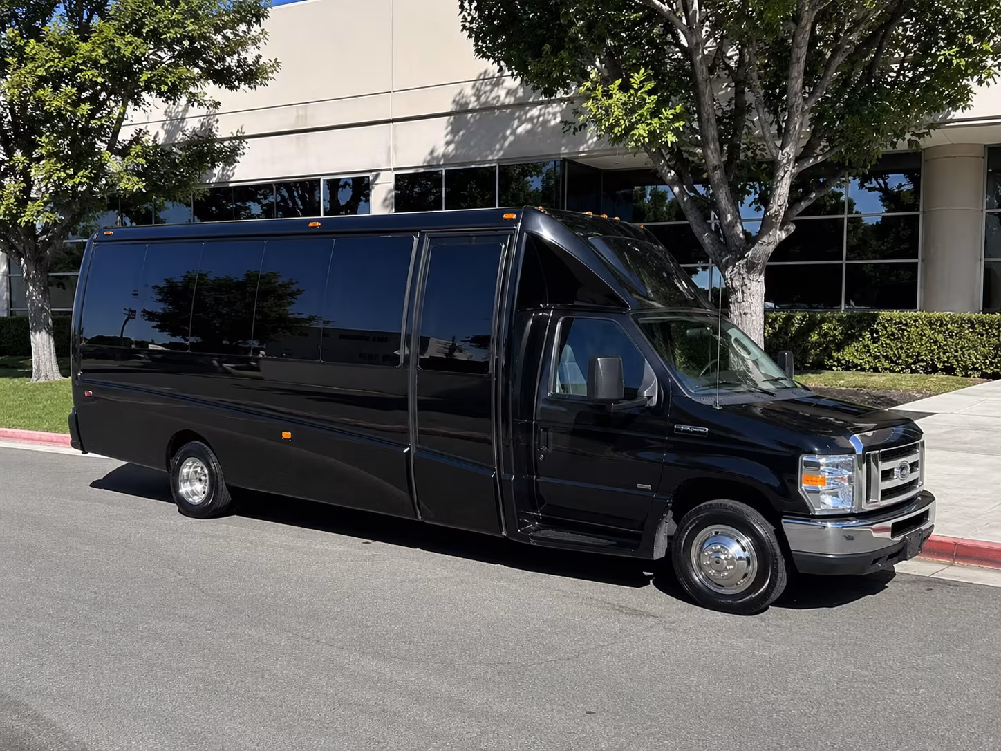 Oxnard Bachelor & Bachelorette Transportation pickup coordination