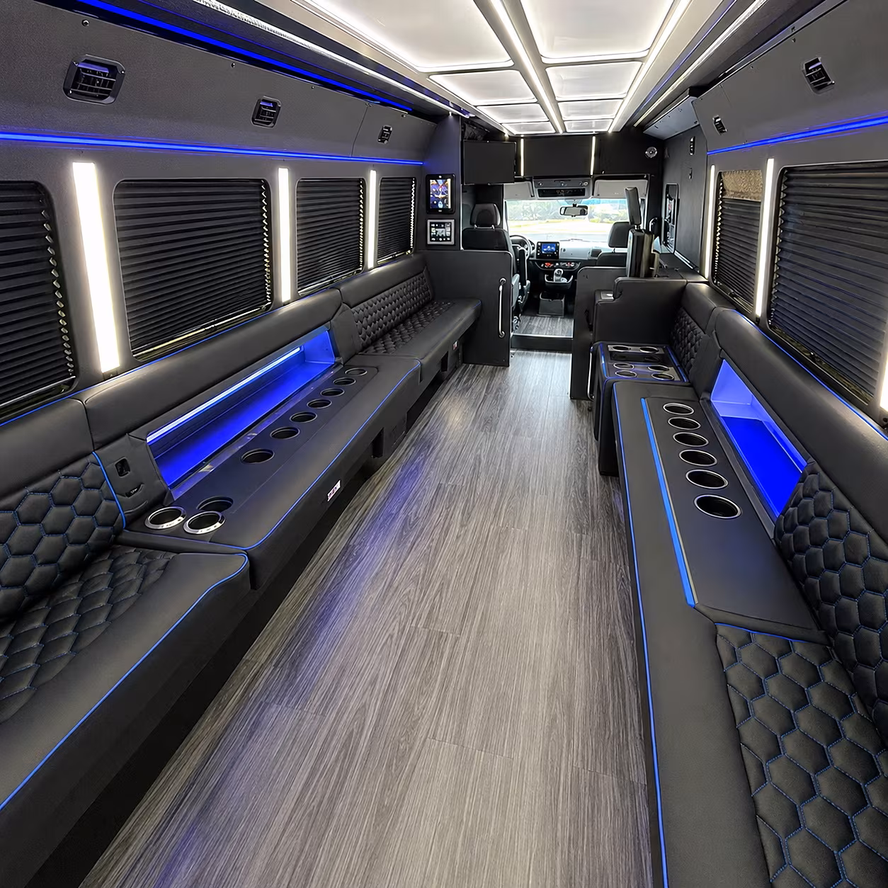 Oxnard Birthday, Sweet 16, & Quinceañera Transportation pickup coordination
