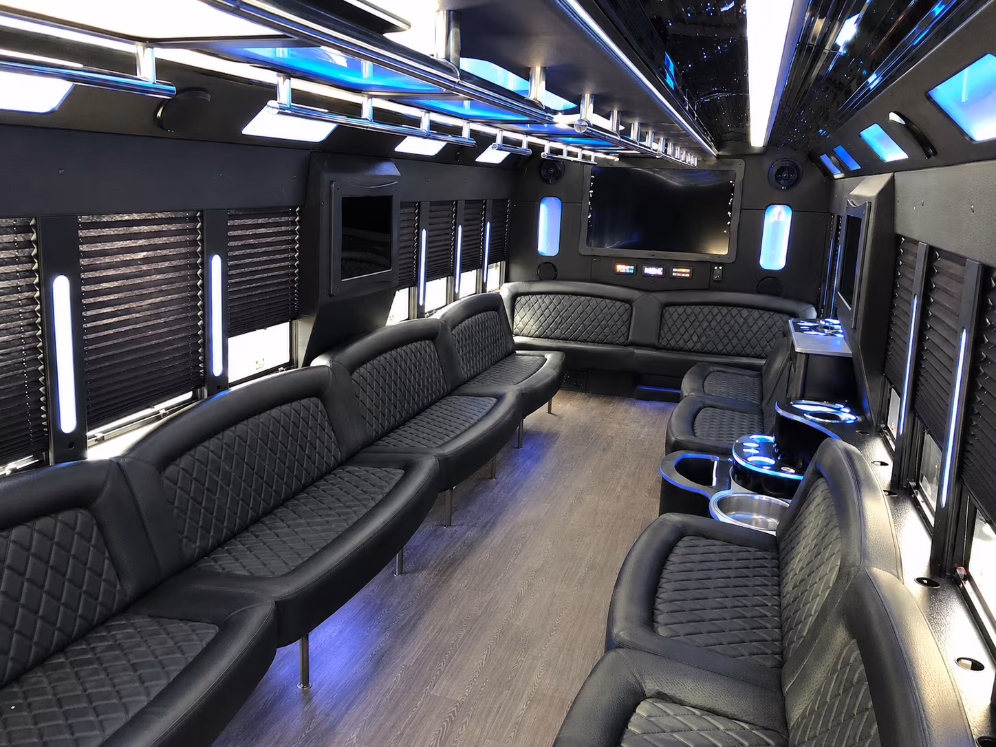 Oxnard Winery Tour & Pub Crawl Transportation